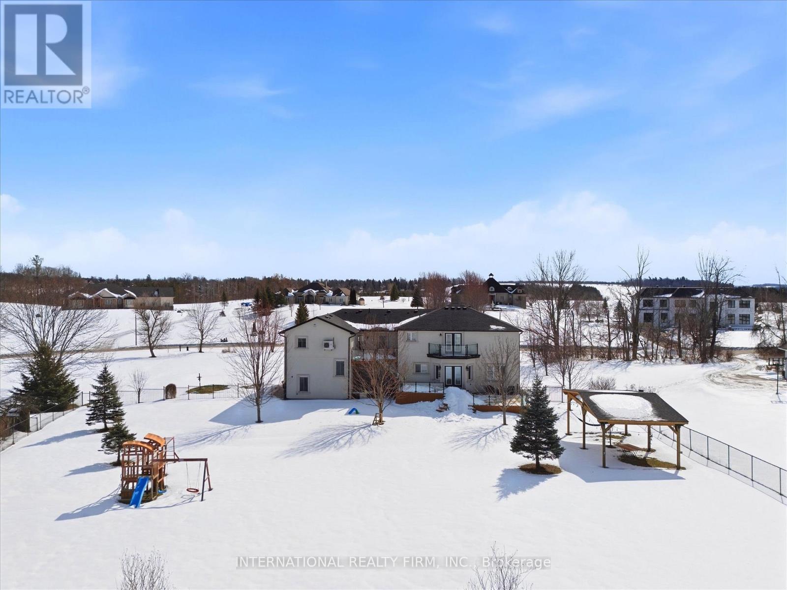 130 Andrews Drive, Bradford West Gwillimbury, Ontario  L0G 1A0 - Photo 43 - N12837738