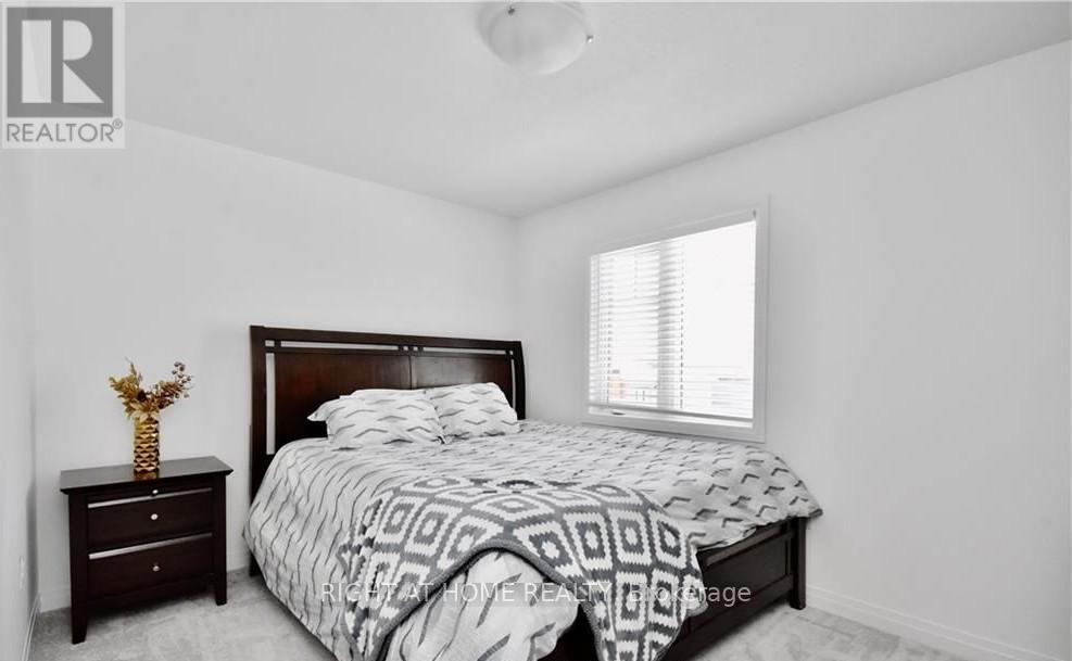 23 Kodiak Terrace, Barrie, Ontario  L4N 8G1 - Photo 11 - S12845058