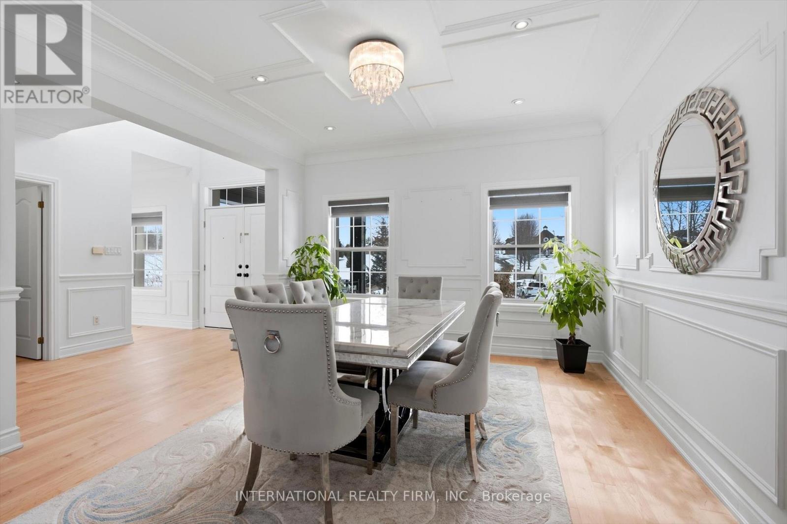 130 Andrews Drive, Bradford West Gwillimbury, Ontario  L0G 1A0 - Photo 8 - N12837738