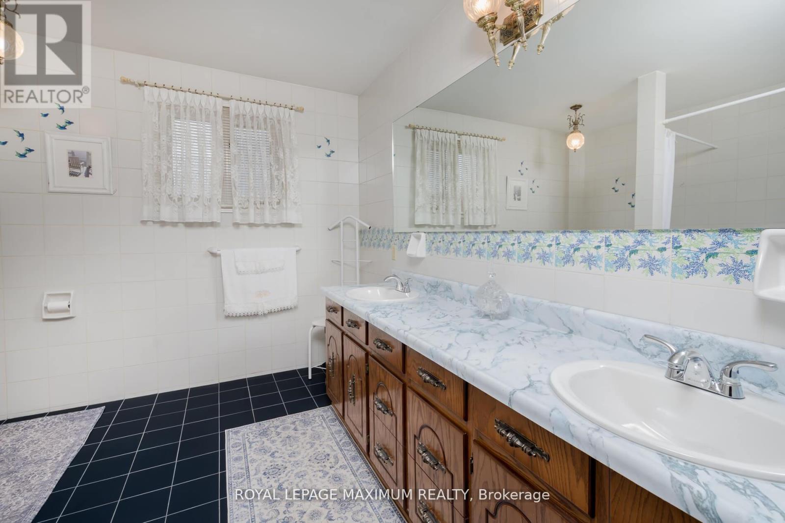 119 Glen Long Avenue, Toronto, Ontario  M6B 2M4 - Photo 26 - W12809940