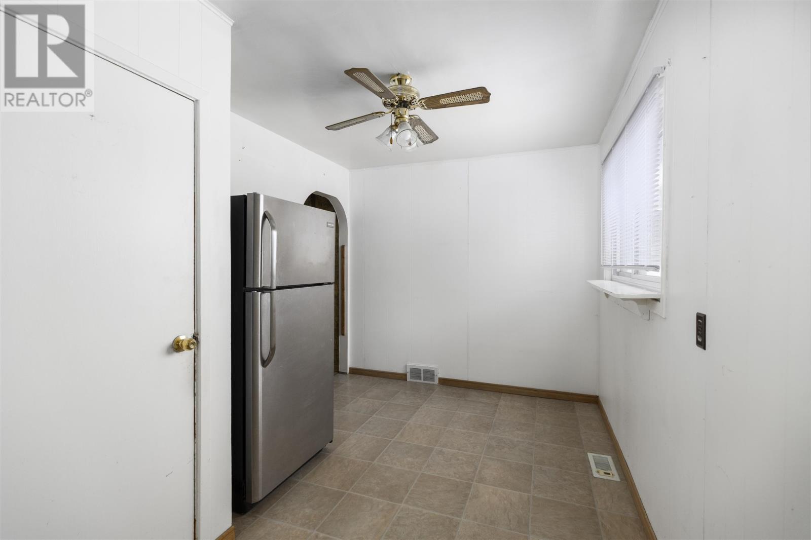 289 Goulais Ave, Sault Ste. Marie, Ontario  P6C 5A2 - Photo 17 - SM260218