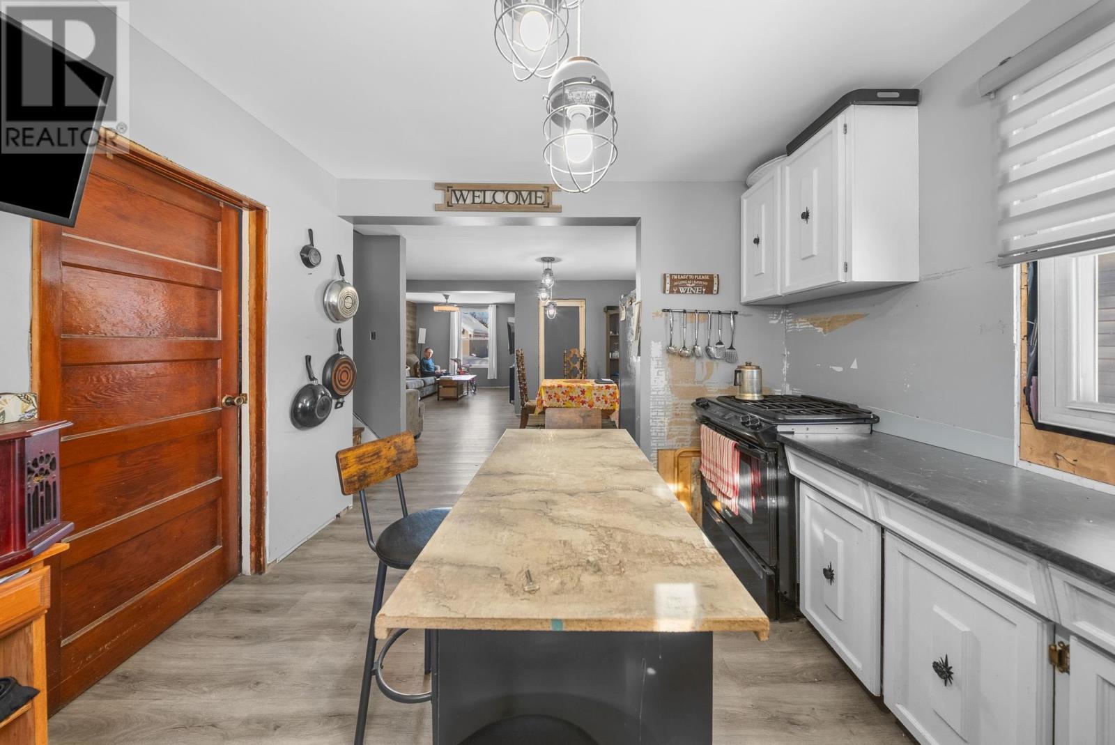 685 Metzger St, Sault Ste. Marie, Ontario  P6C 1B7 - Photo 4 - SM260240