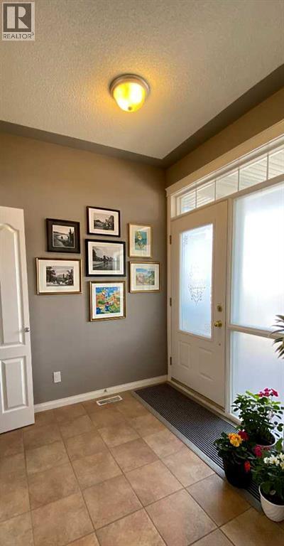 179 Sierra Morena Landing Sw, Calgary, Alberta  T3H 4K3 - Photo 5 - A2275907