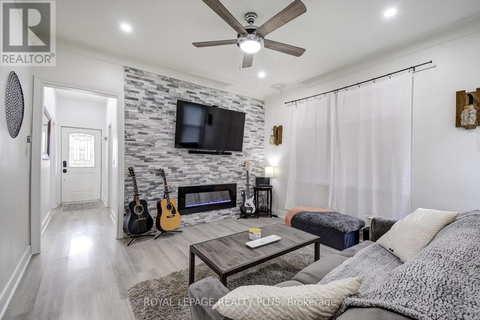 58 East 22nd Street, Hamilton, Ontario  L8V 2V3 - Photo 8 - X12826880