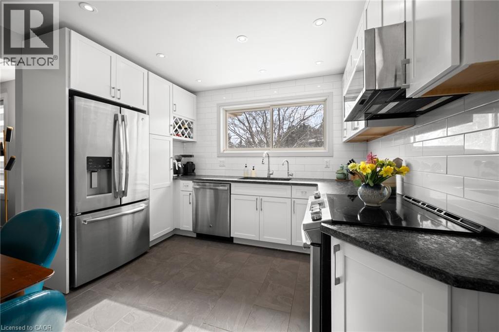 60 Kenwood Drive, Kitchener, Ontario  N2B 3H2 - Photo 10 - 40805968