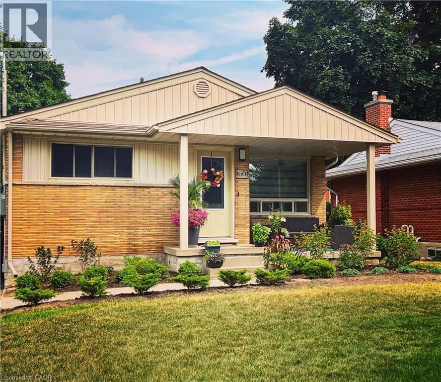 60 Kenwood Drive, Kitchener, Ontario  N2B 3H2 - Photo 2 - 40805968