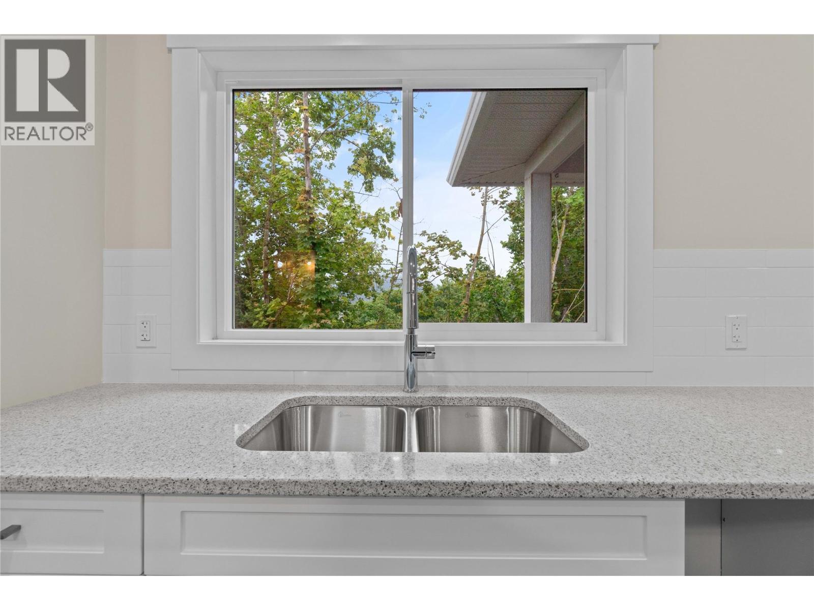 806 Cliff Avenue Unit# 104, Enderby, British Columbia  V0E 1V1 - Photo 18 - 10349545