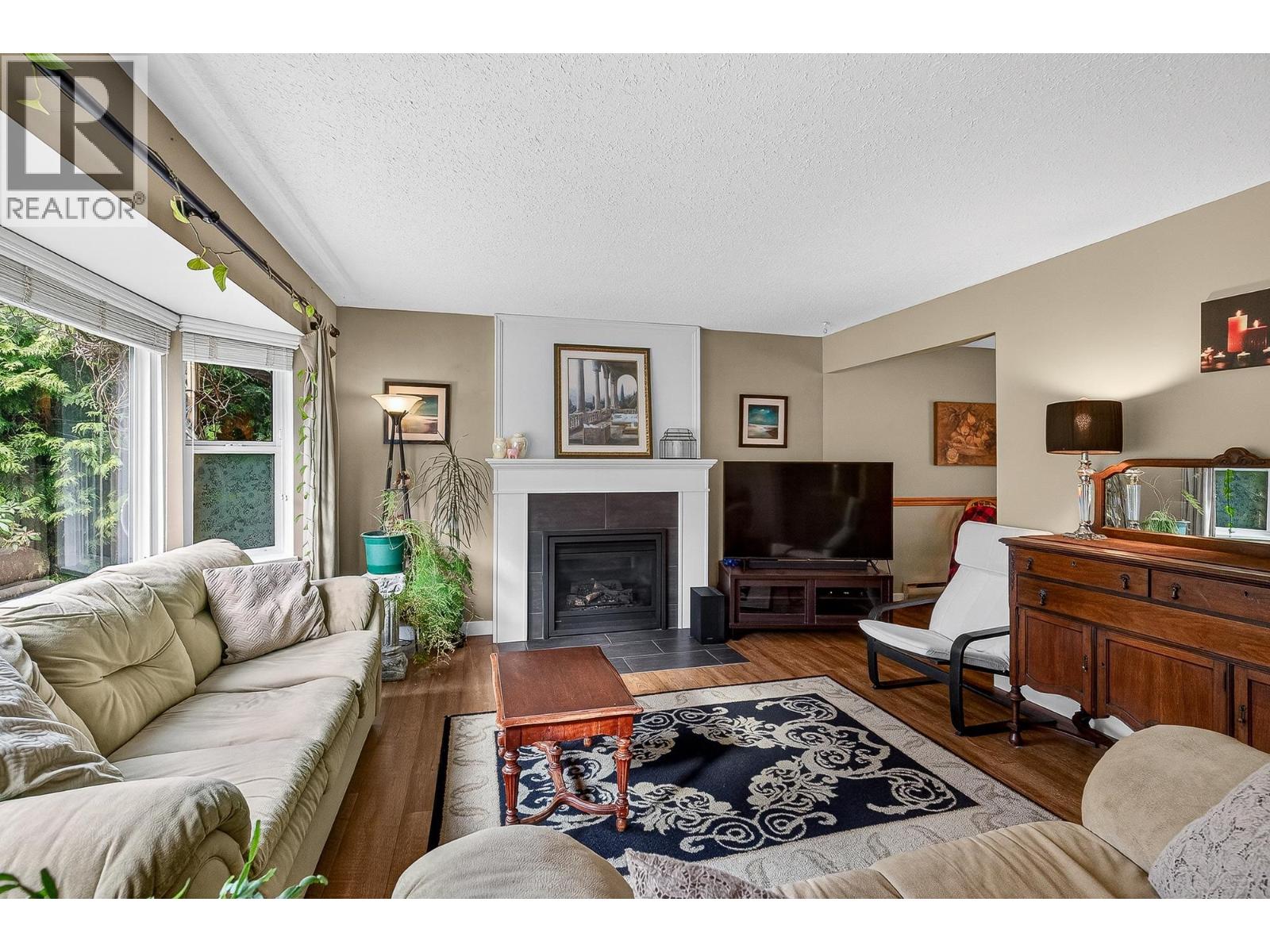 21149 Glenwood Avenue, Maple Ridge, British Columbia  V2X 8L1 - Photo 6 - R3094945