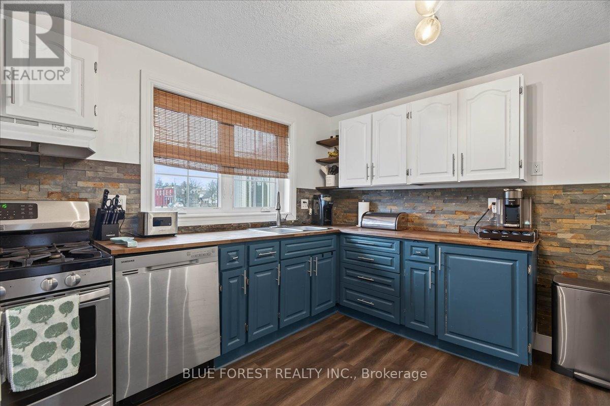 148 Main Street, West Elgin, Ontario  N0L 2P0 - Photo 20 - X12845196