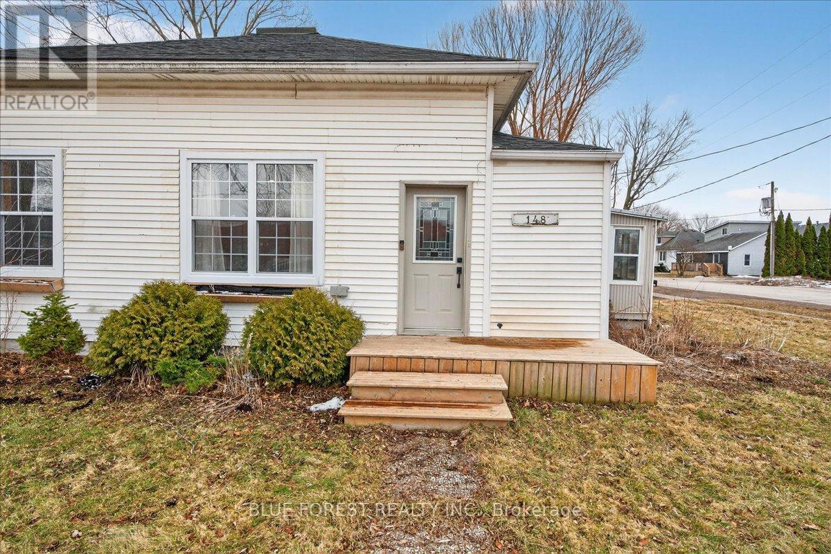 148 Main Street, West Elgin, Ontario  N0L 2P0 - Photo 6 - X12845196