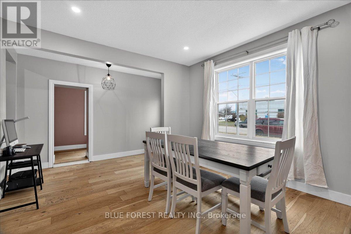 148 Main Street, West Elgin, Ontario  N0L 2P0 - Photo 9 - X12845196