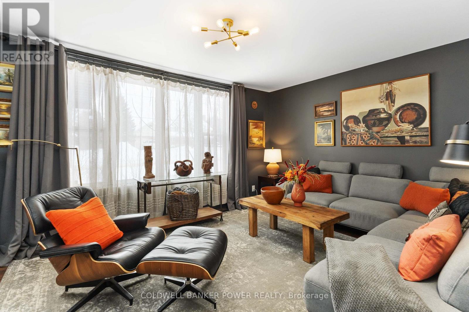 32 Ann Street, Lambton Shores, Ontario  N0M 1B0 - Photo 5 - X12845242