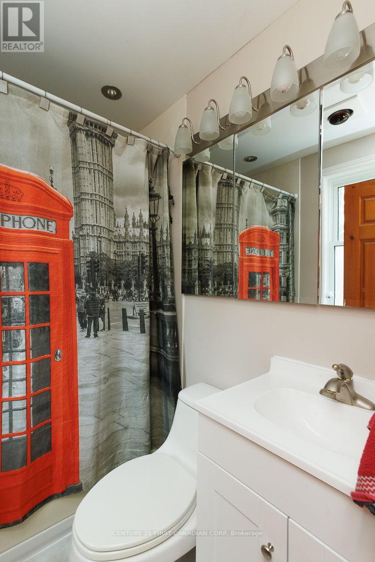 297 Alma Street, St. Thomas, Ontario  N5P 3B9 - Photo 13 - X12845306