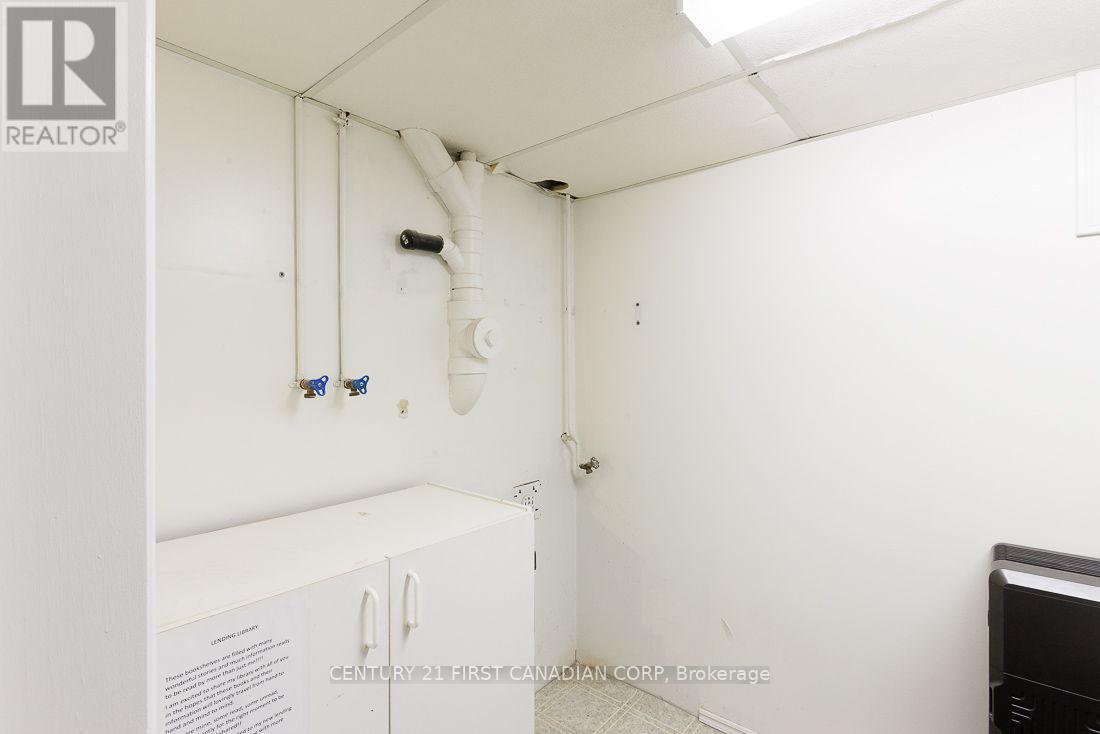 297 Alma Street, St. Thomas, Ontario  N5P 3B9 - Photo 18 - X12845306