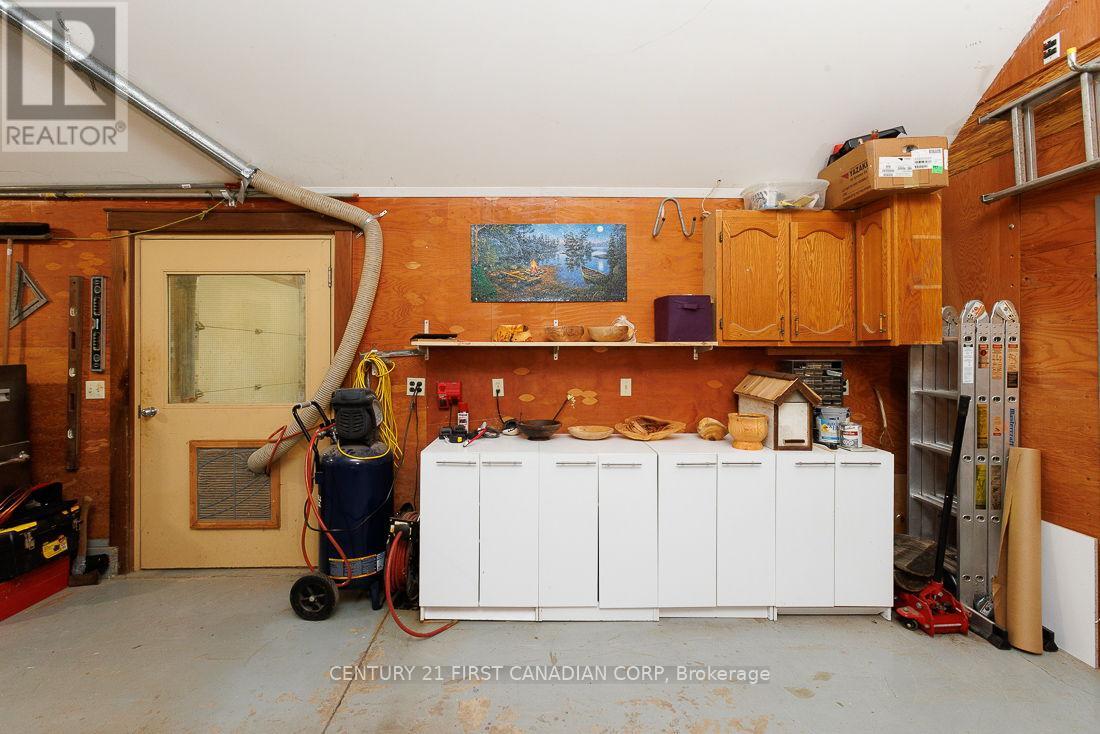 297 Alma Street, St. Thomas, Ontario  N5P 3B9 - Photo 21 - X12845306