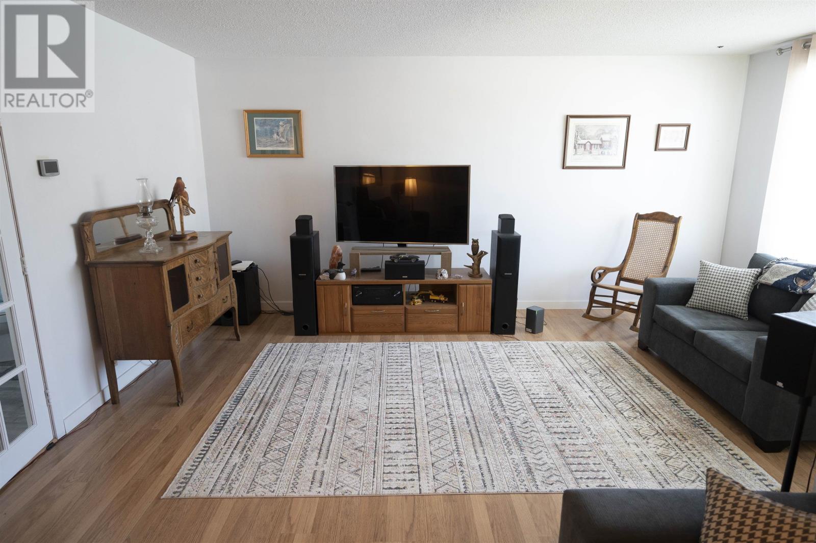 1114 Forest Street, Thunder Bay, Ontario  P7C 2W8 - Photo 4 - TB2600346