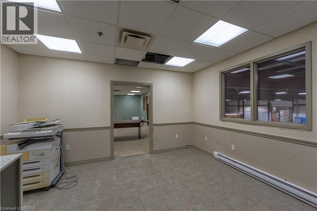 75 Plant Farm Boulevard Unit# 1, Brantford, Ontario  N3S 7W3 - Photo 15 - 40804871