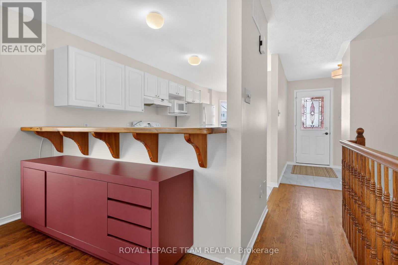 84 Newborough Crescent, Ottawa, Ontario  K2G 6A9 - Photo 11 - X12845184