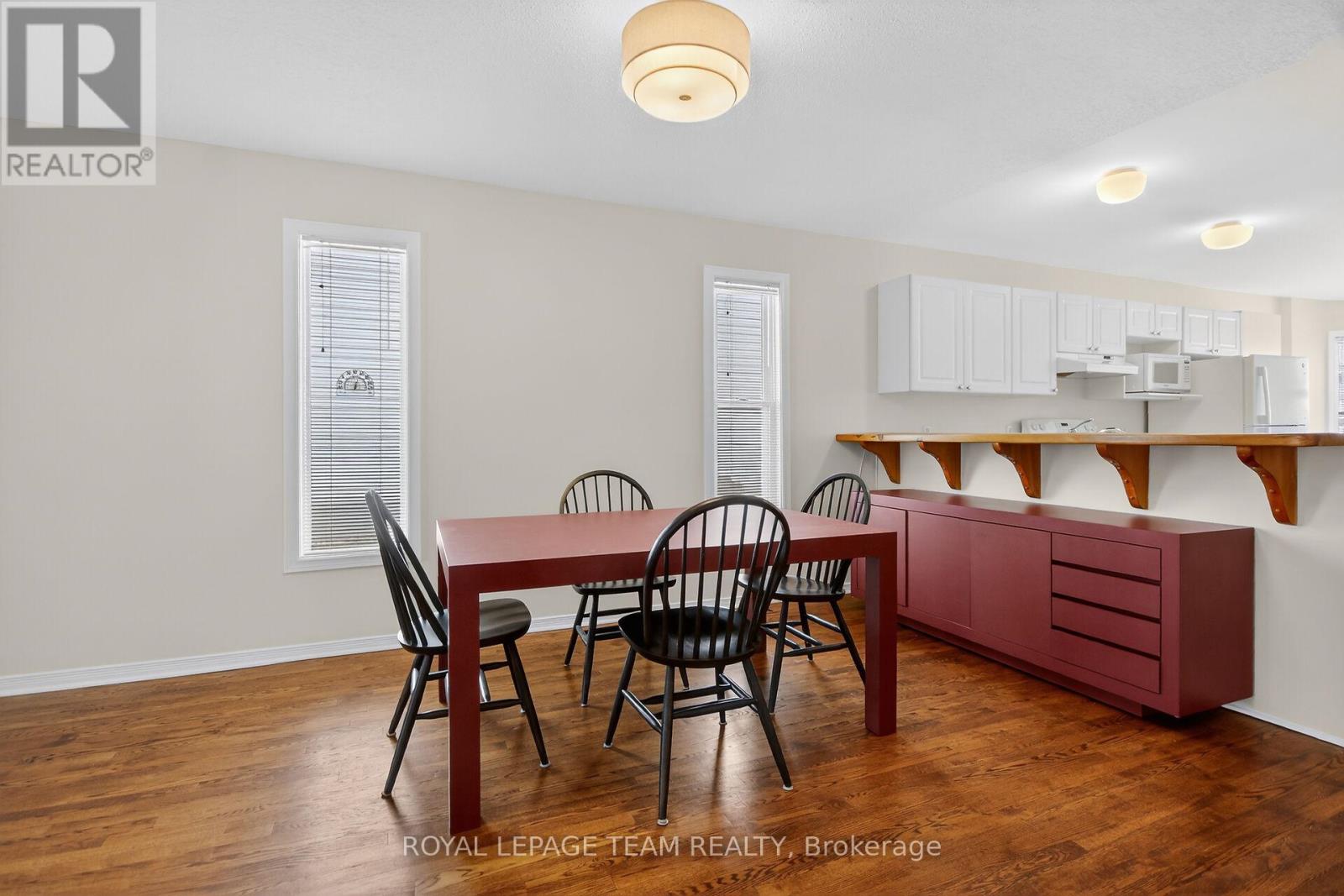 84 Newborough Crescent, Ottawa, Ontario  K2G 6A9 - Photo 14 - X12845184