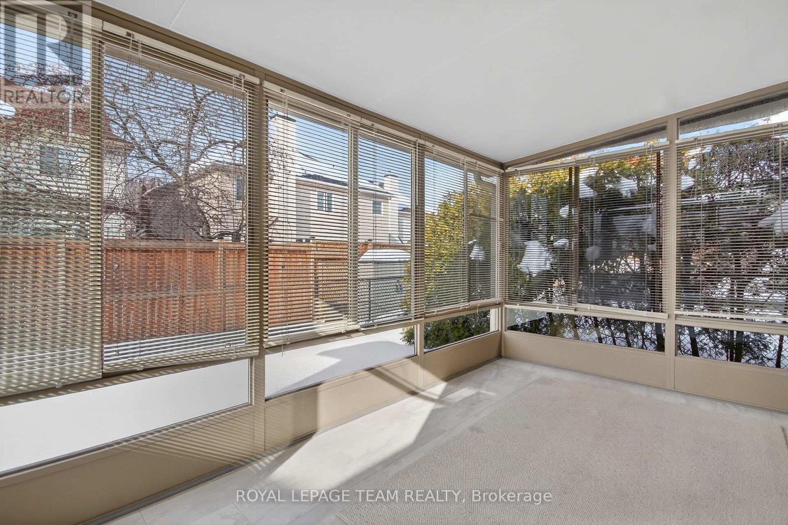 84 Newborough Crescent, Ottawa, Ontario  K2G 6A9 - Photo 29 - X12845184