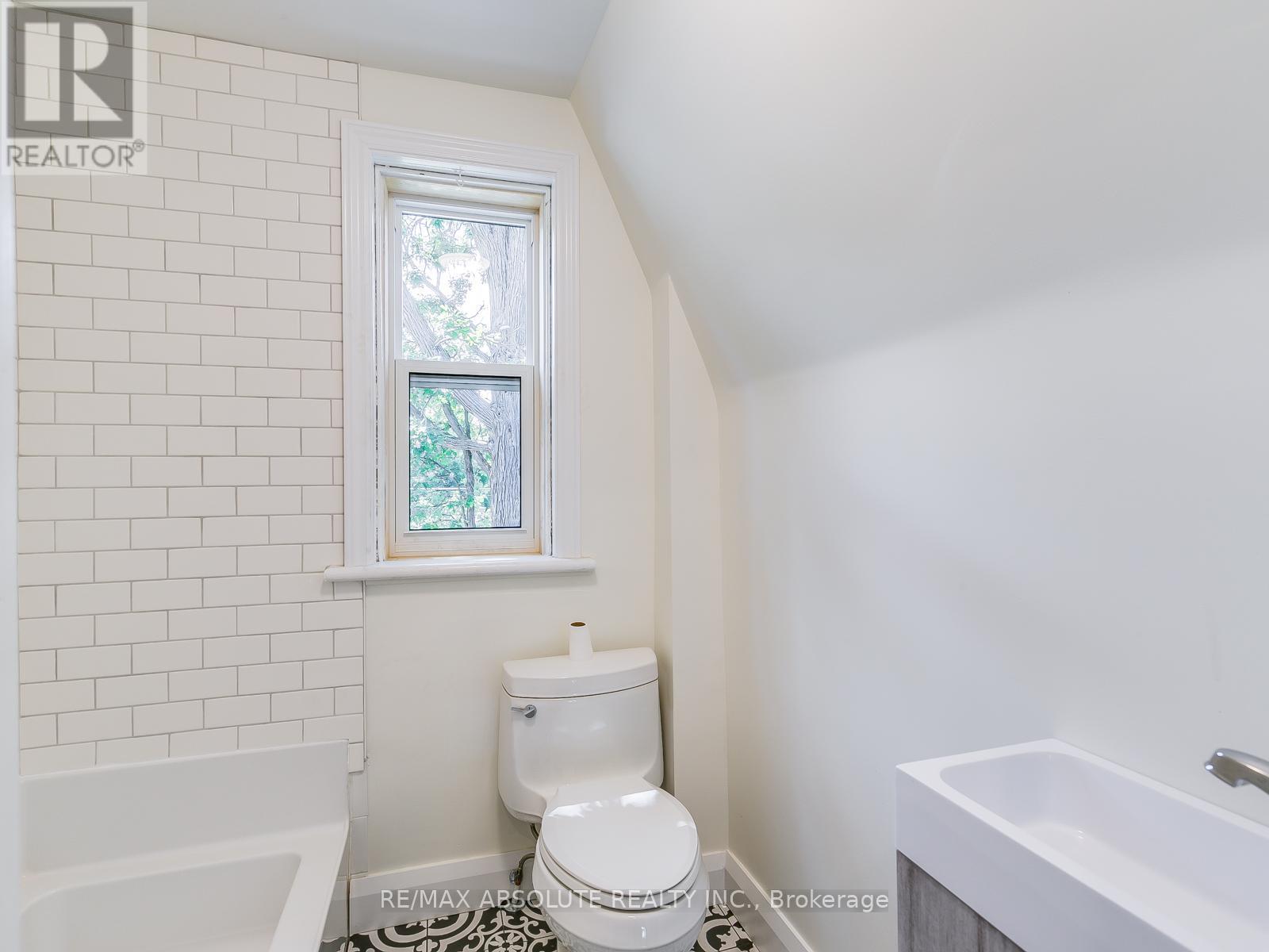 222 Plymouth Street, Ottawa, Ontario  K1S 3E5 - Photo 19 - X12845204