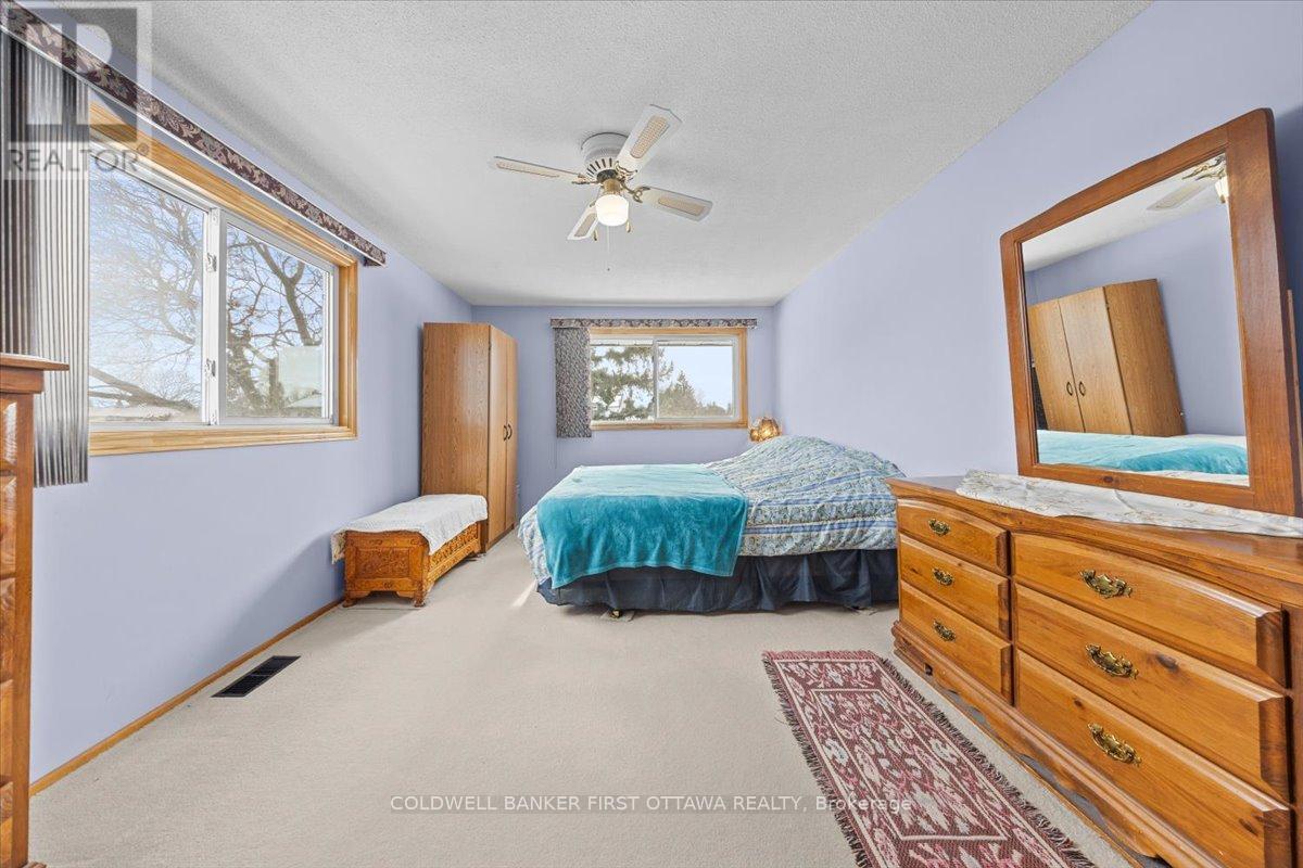 34 Hadley Circle, Ottawa, Ontario  K2H 6N9 - Photo 13 - X12845220