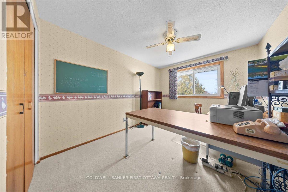 34 Hadley Circle, Ottawa, Ontario  K2H 6N9 - Photo 18 - X12845220