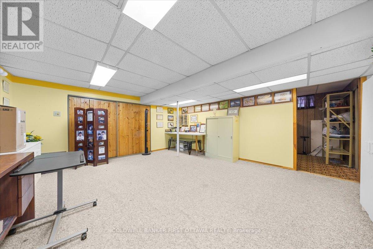 34 Hadley Circle, Ottawa, Ontario  K2H 6N9 - Photo 22 - X12845220