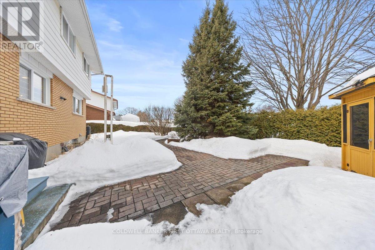 34 Hadley Circle, Ottawa, Ontario  K2H 6N9 - Photo 25 - X12845220