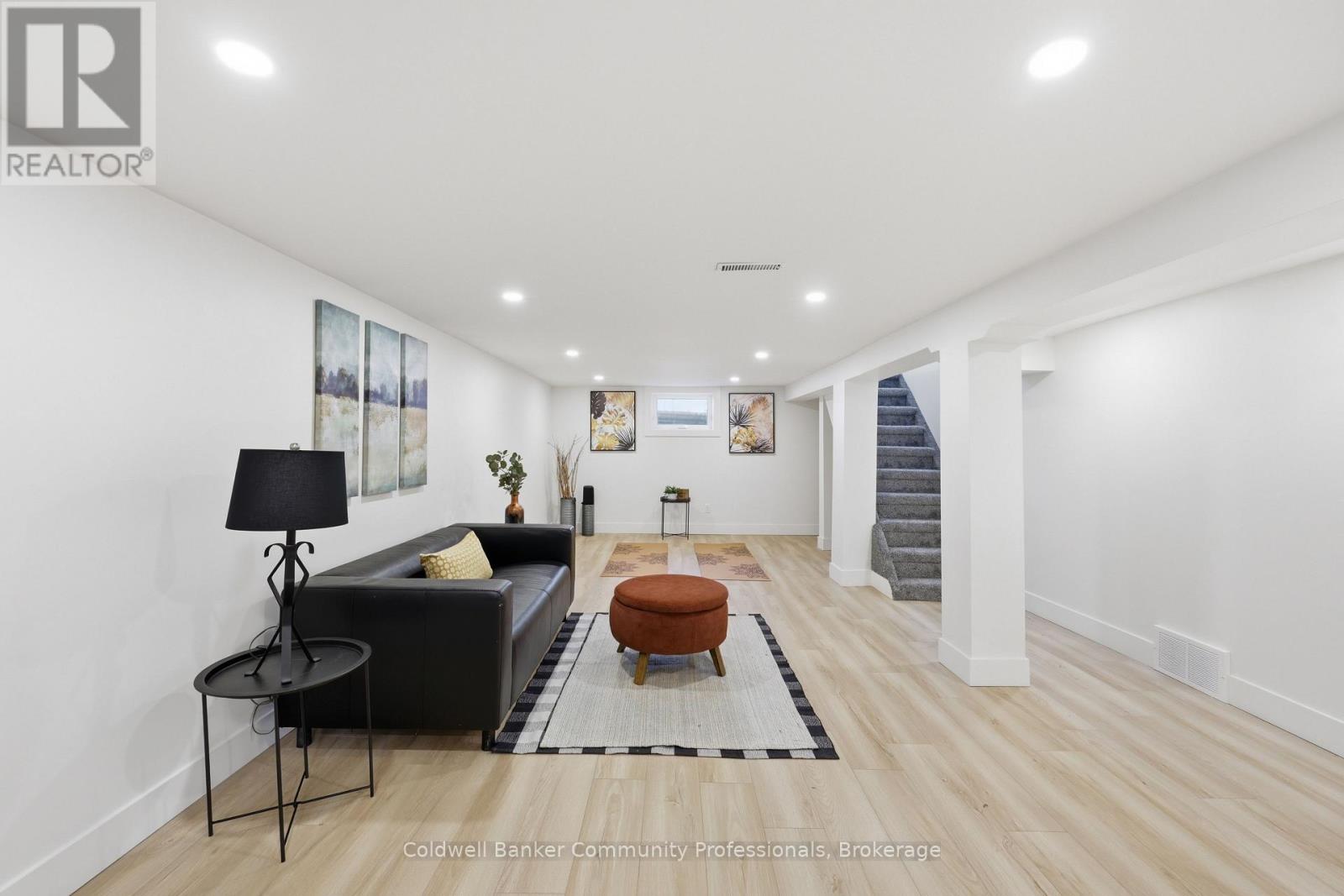 74 Freelton Road, Hamilton, Ontario  L0R 1K0 - Photo 27 - X12845346