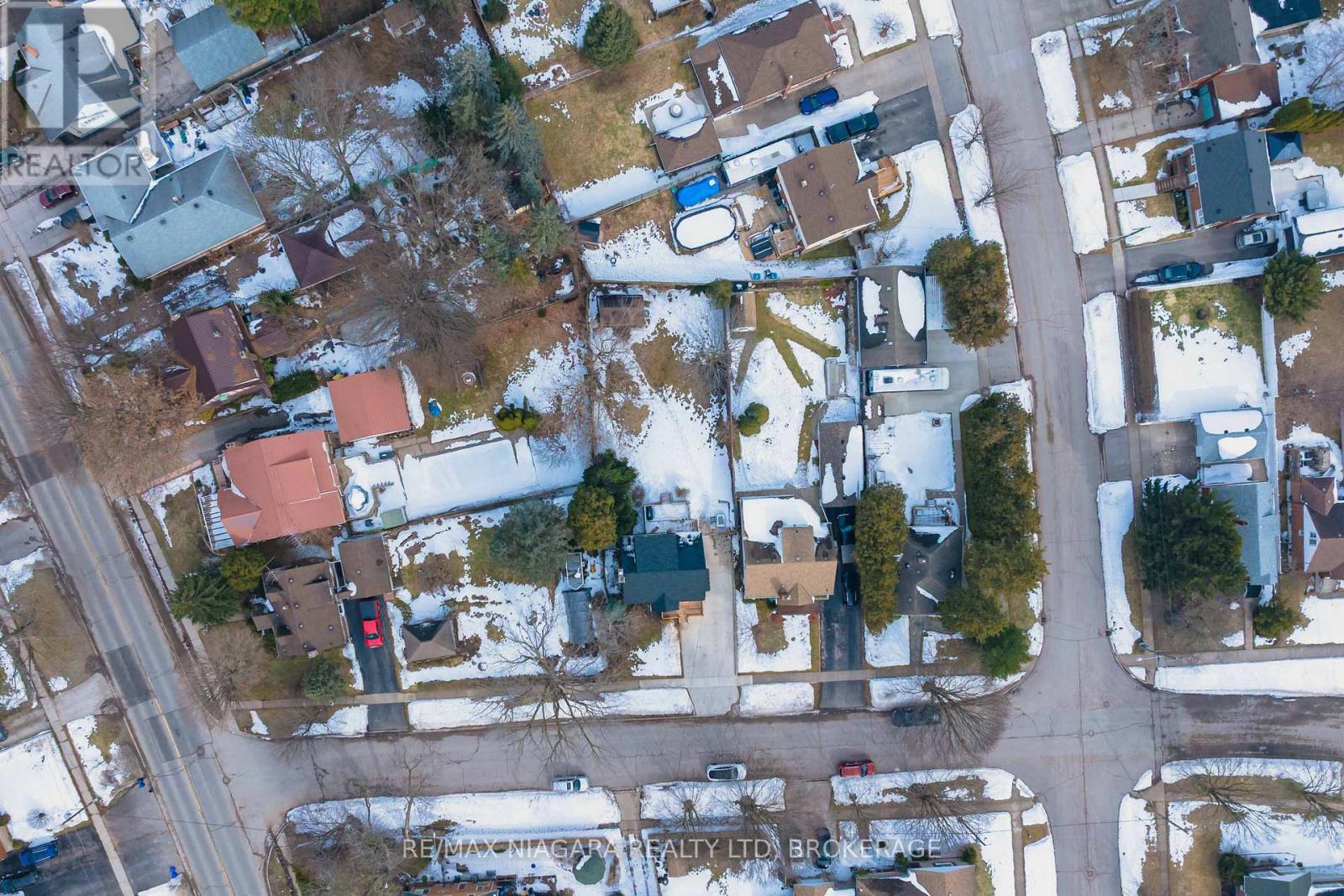 5781 Morden Drive, Niagara Falls, Ontario  L2E 3C8 - Photo 34 - X12845350