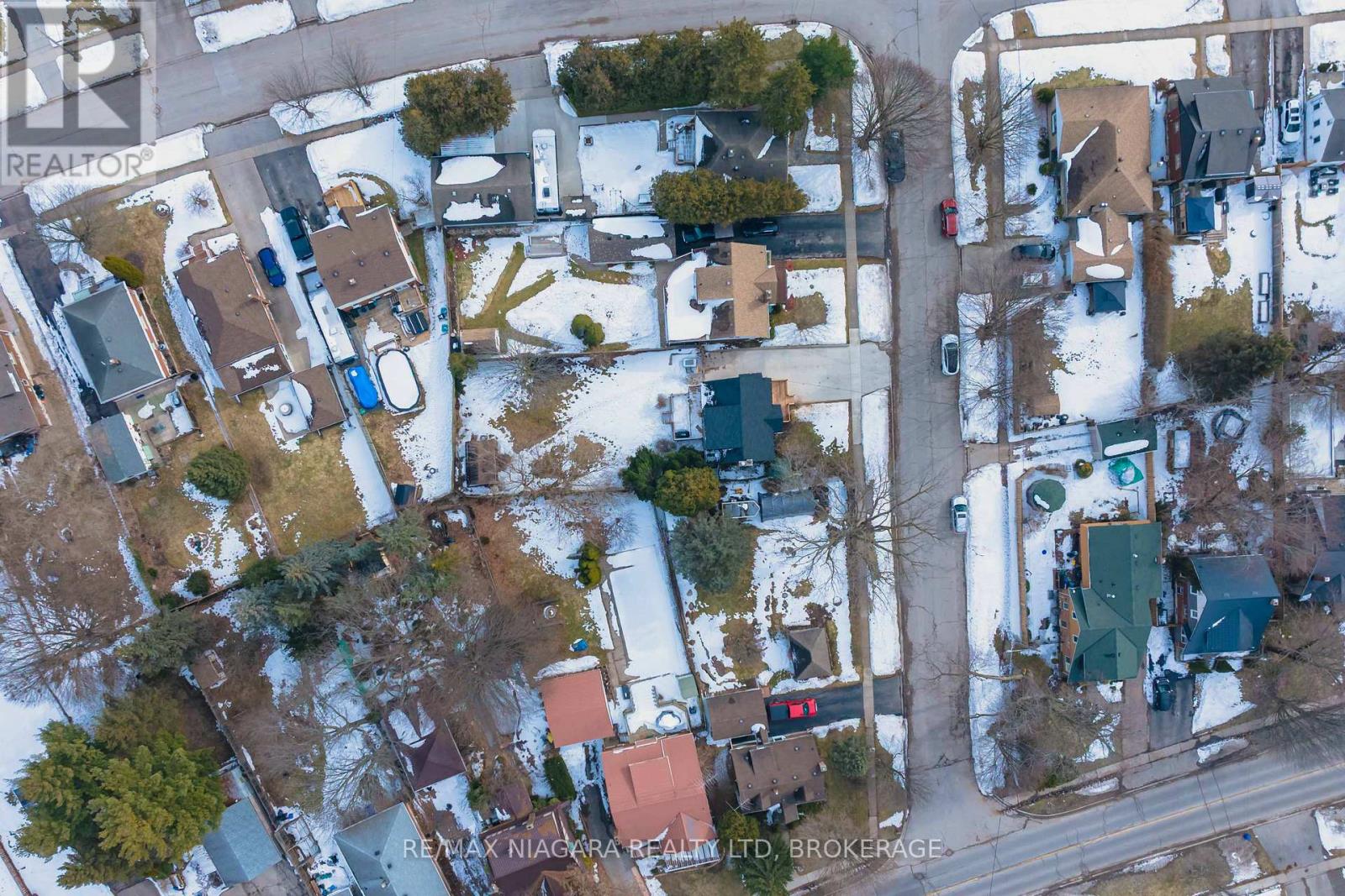 5781 Morden Drive, Niagara Falls, Ontario  L2E 3C8 - Photo 35 - X12845350