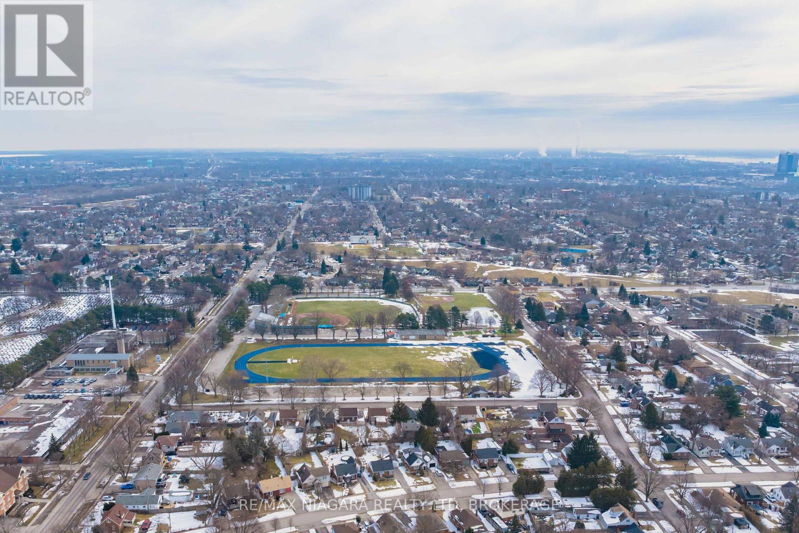 5781 Morden Drive, Niagara Falls, Ontario  L2E 3C8 - Photo 37 - X12845350