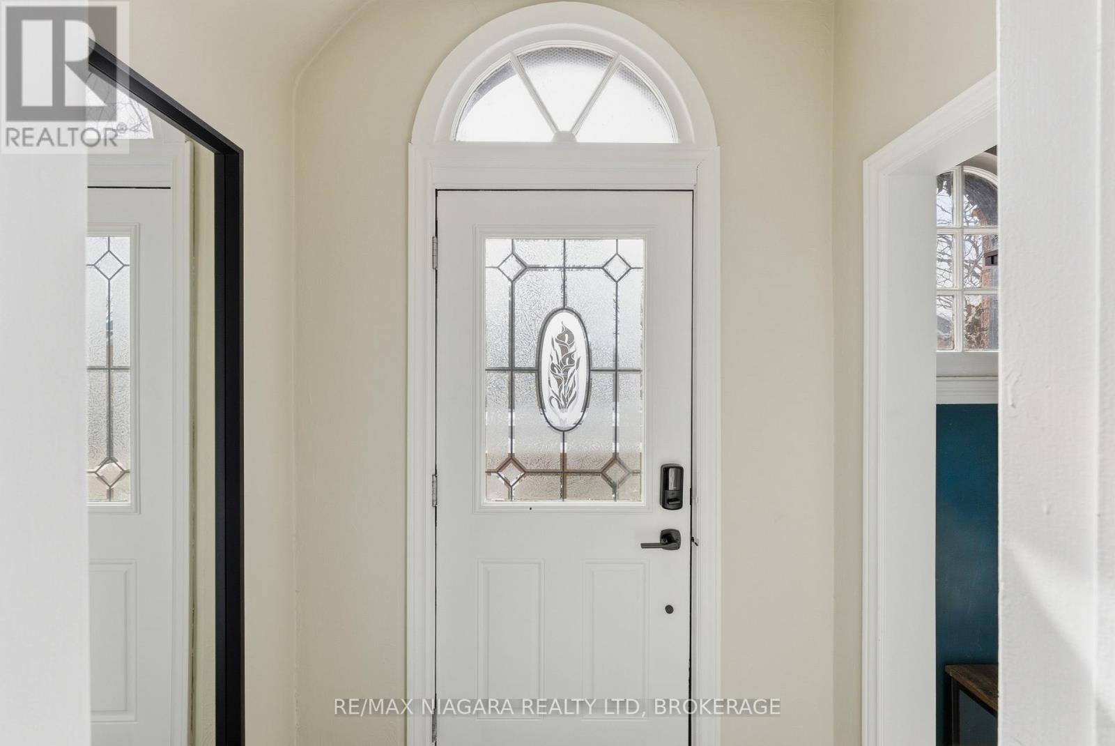 5781 Morden Drive, Niagara Falls, Ontario  L2E 3C8 - Photo 6 - X12845350