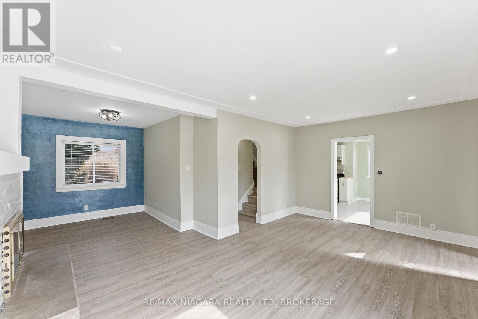 5781 Morden Drive, Niagara Falls, Ontario  L2E 3C8 - Photo 7 - X12845350