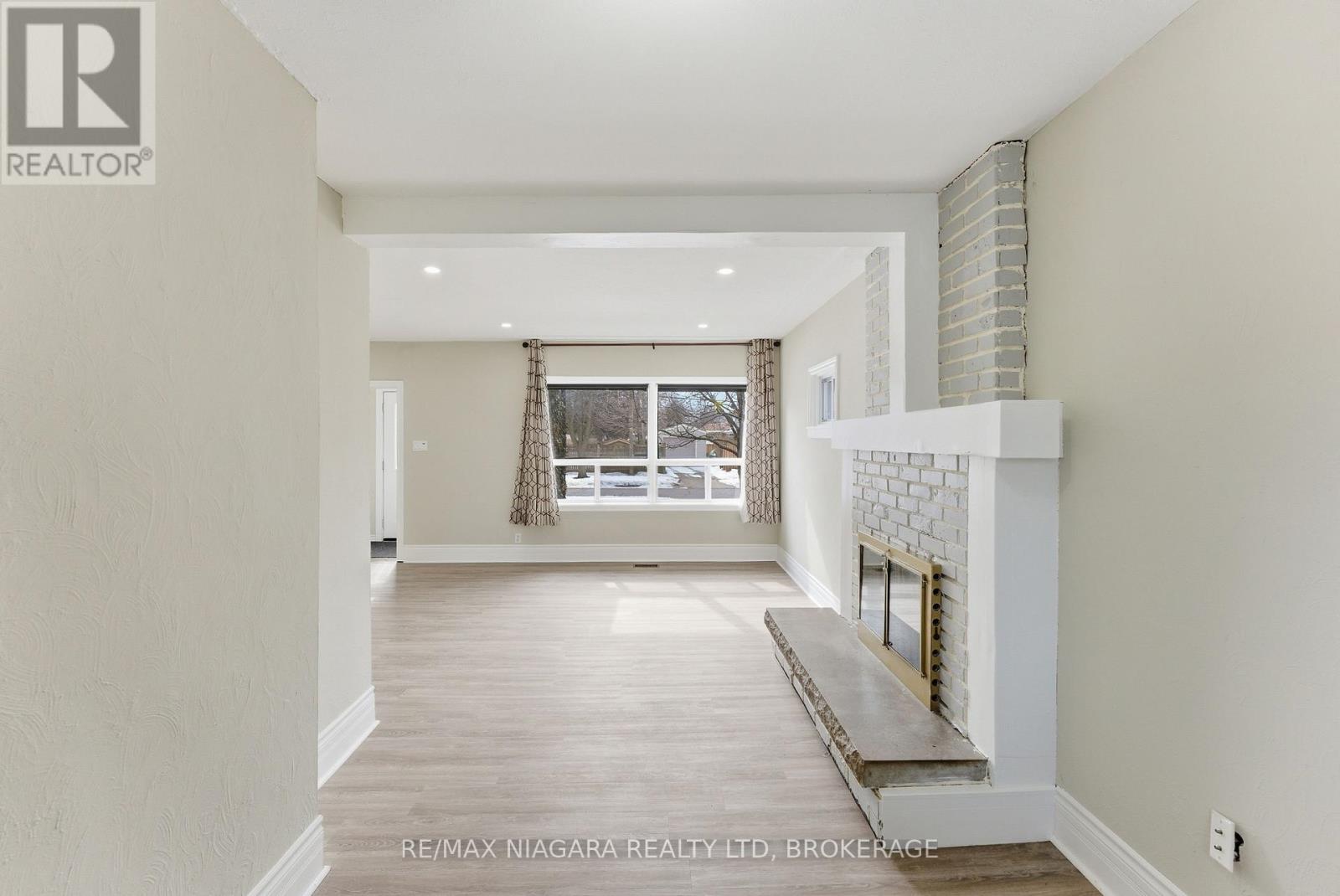 5781 Morden Drive, Niagara Falls, Ontario  L2E 3C8 - Photo 8 - X12845350