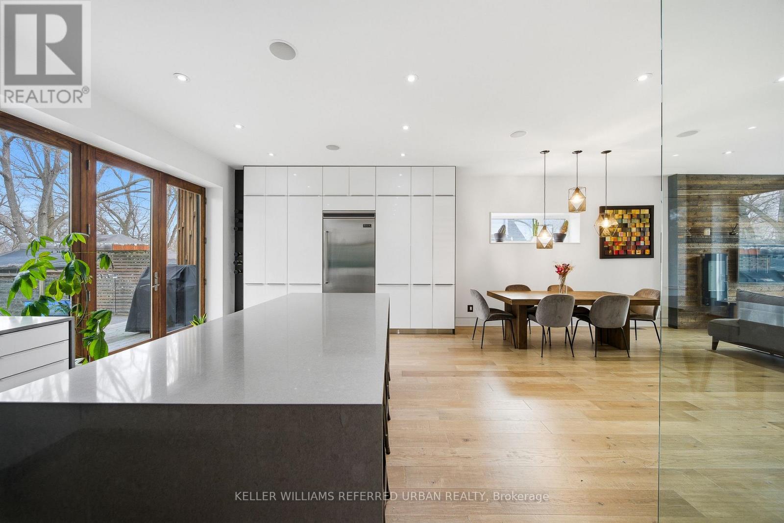 22 Daniels Street, Toronto, Ontario  M8Y 1L8 - Photo 13 - W12736838