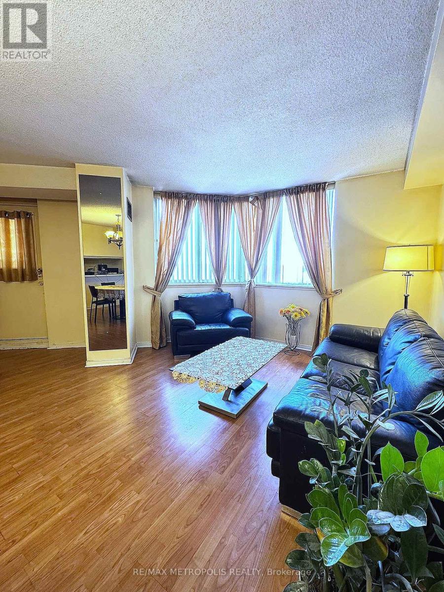 806 - 234 Albion Road, Toronto (Elms-Old Rexdale), Ontario  M9W 6A5 - Photo 5 - W12843992