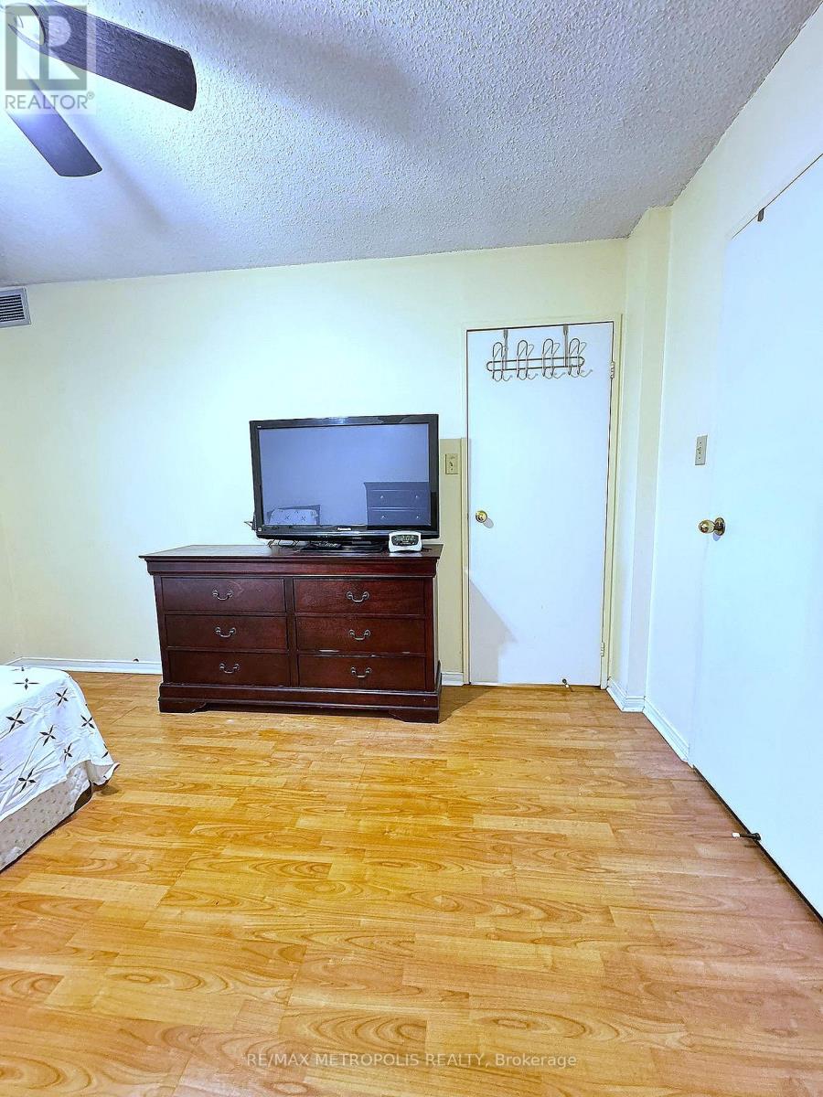 806 - 234 Albion Road, Toronto (Elms-Old Rexdale), Ontario  M9W 6A5 - Photo 20 - W12843992