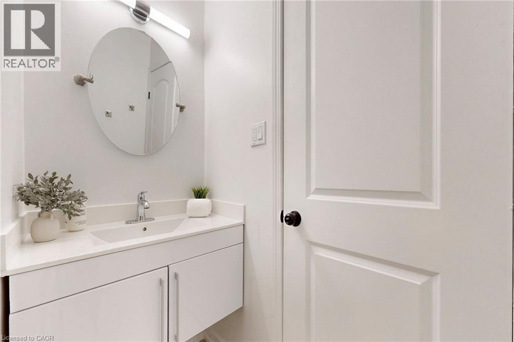 380 Magnolia Drive, Hamilton, Ontario  L9C 6N7 - Photo 20 - 40809503