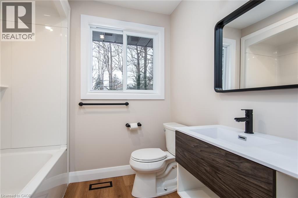 627 Glen Forrest Boulevard, Waterloo, Ontario  N2L 4K2 - Photo 27 - 40809286