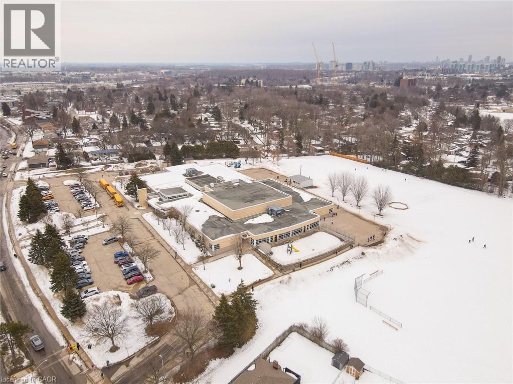 627 Glen Forrest Boulevard, Waterloo, Ontario  N2L 4K2 - Photo 45 - 40809286