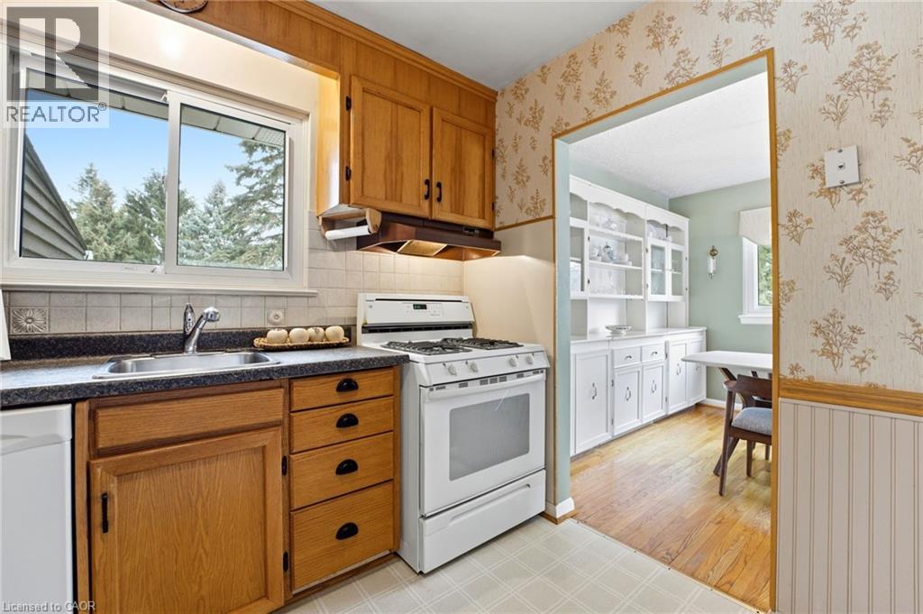 347 Clarendon Drive, Ancaster, Ontario  L9G 2Y9 - Photo 11 - 40808630