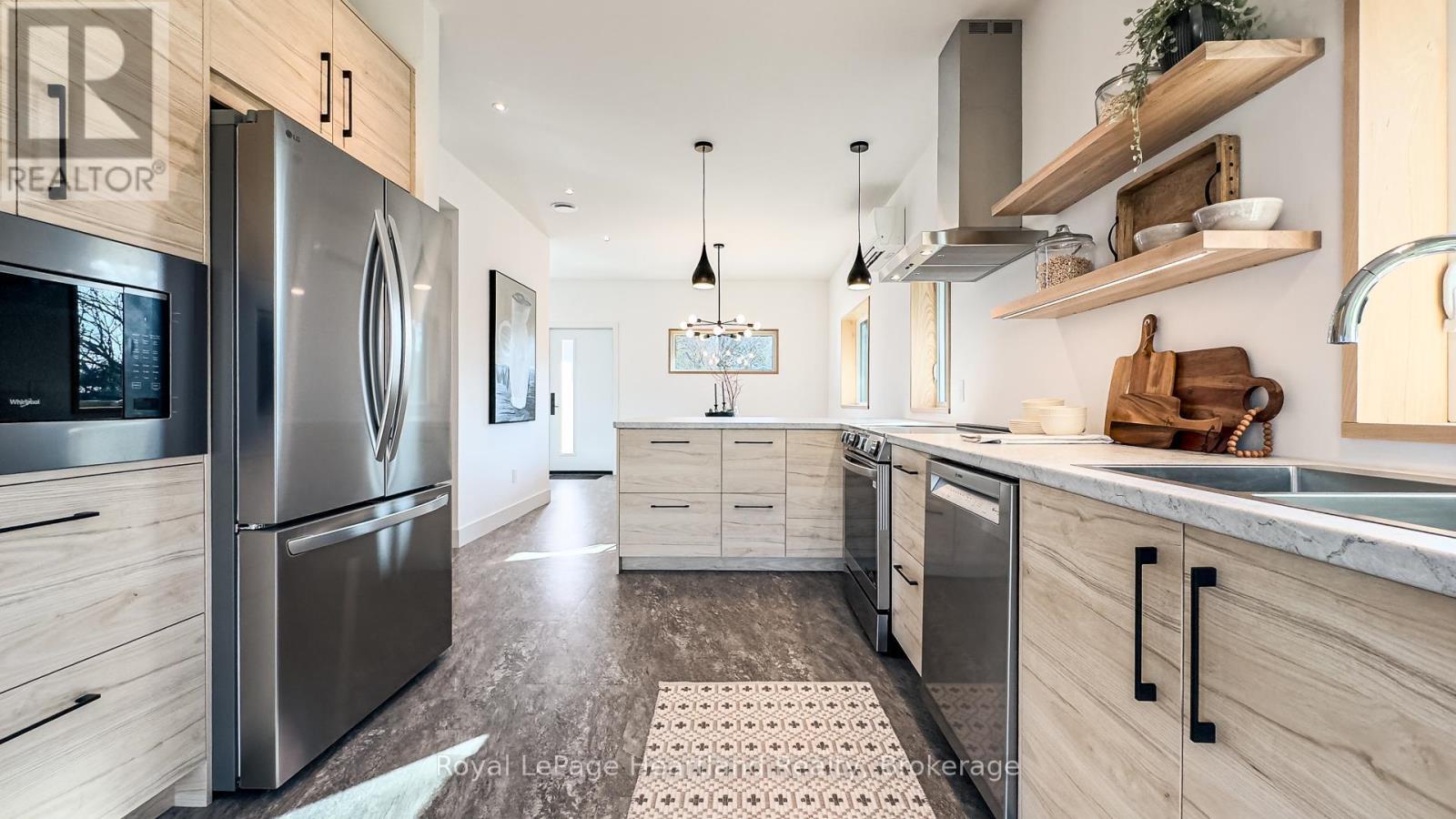 89 Isobel Street, Ashfield-Colborne-Wawanosh, Ontario  N0M 1R0 - Photo 13 - X12845170