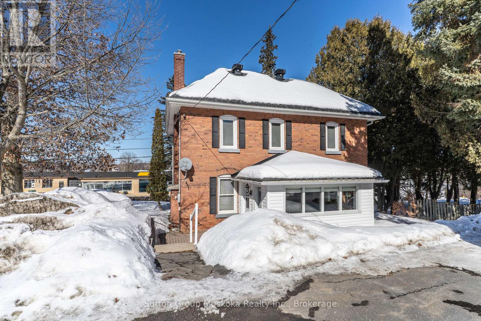 133 Main Street W, Huntsville, Ontario  P1H 1W5 - Photo 2 - X12845290