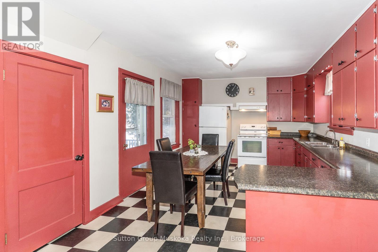 133 Main Street W, Huntsville, Ontario  P1H 1W5 - Photo 8 - X12845290