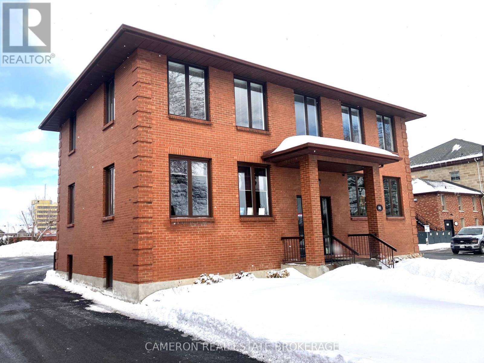 SUITE 4 ( LOWER LEVEL) - 21 WATER STREET W, Cornwall, Ontario