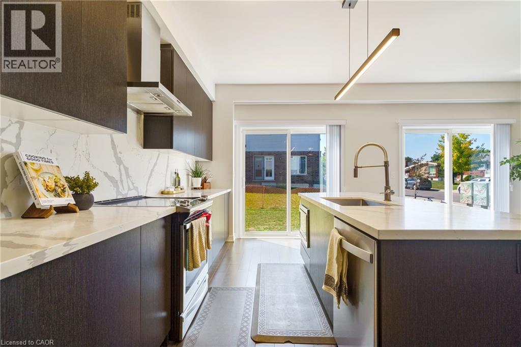 60 Bobolink Road, Hamilton, Ontario  L9A 2P5 - Photo 10 - 40793498