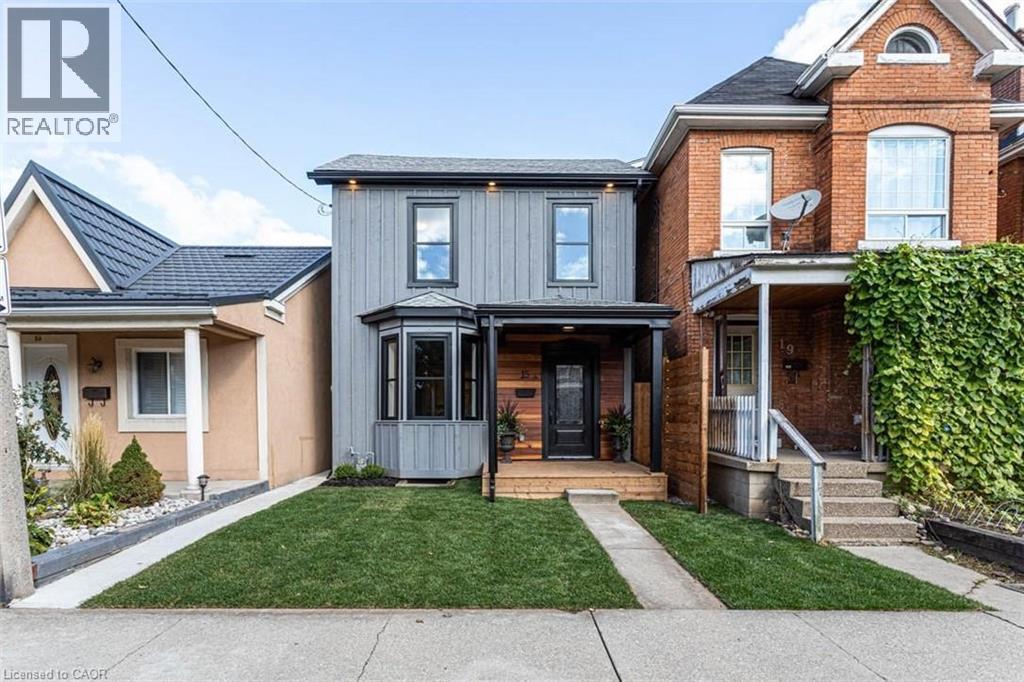 15 Century Street, Hamilton, Ontario  L8L 1V7 - Photo 1 - 40803841
