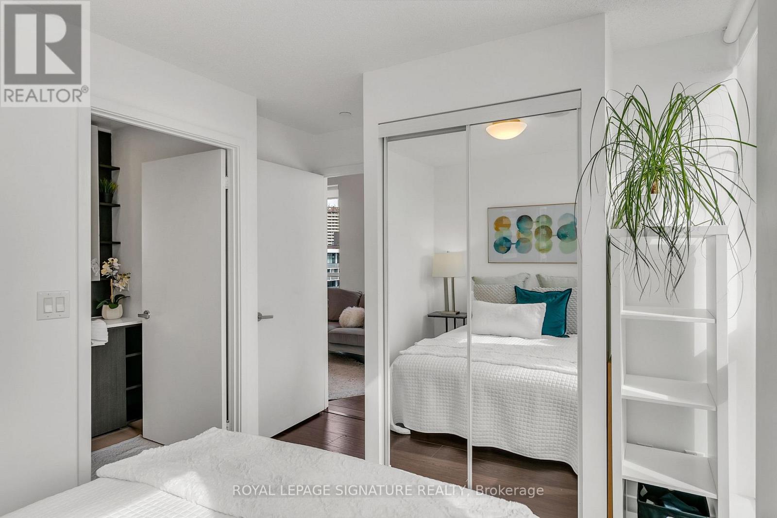 1302 - 170 Sumach Street, Toronto, Ontario  M5A 0C3 - Photo 28 - C12845252